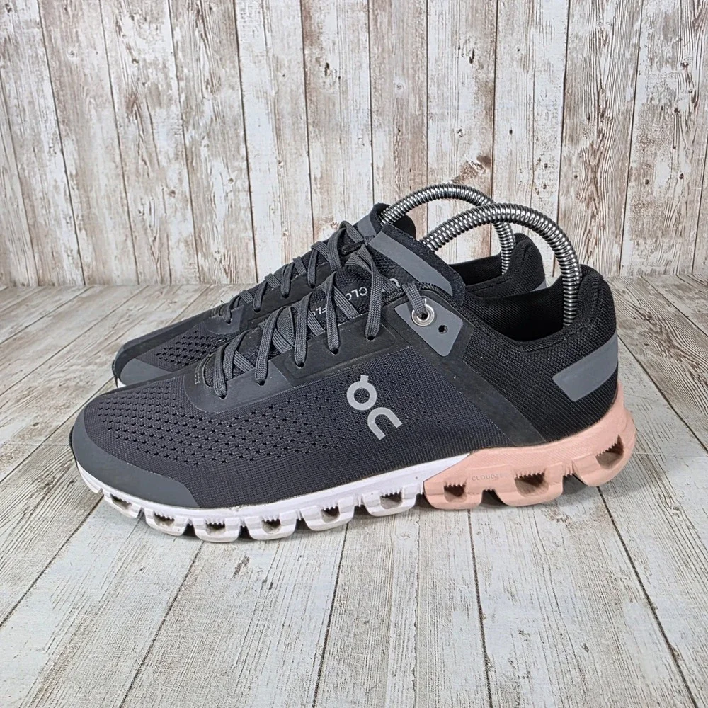 On Running Cloud Women's Running Shoes Sneakers Black Pink Size 7.5 - Picture 2 of 8